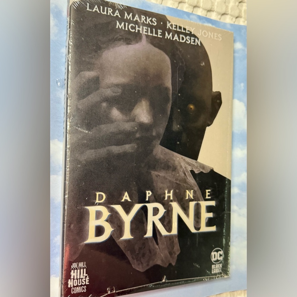Daphne Byrne HC - DC Black Label Hill House Comics SEALED GRAPHIC NOVEL
